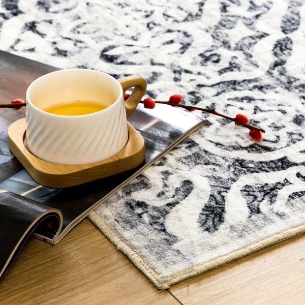 Extra Large Floor Rug Light Grey Plush Warm Geometric Diamond Carpet Machine Washable Runner